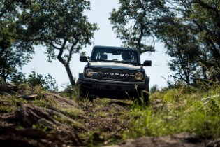 2021 Ford Bronco™ 4-door Cactus Gray Wildtrak™ 